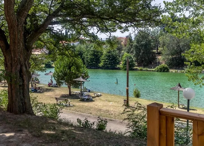 Camping 3 Etoiles - Ccbfddi Vinca