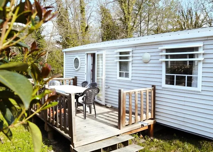 Zecamping 3 Etoiles Animaux Acceptes En Bord De 3* Vinça