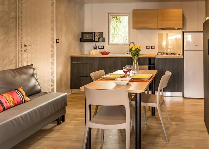 Camping 3 Etoiles - Ccbfddi